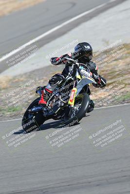 media/Feb-05-2023-Classic Track Day (Sun) [[c35aca4a42]]/Group 3/session 1 turn 9/